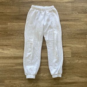 Brandy Melville Rosa Sweatpants